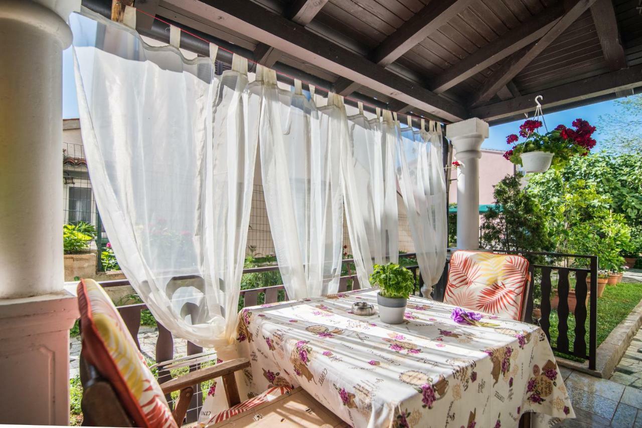 Apartmani Marina Poreč Exterior foto