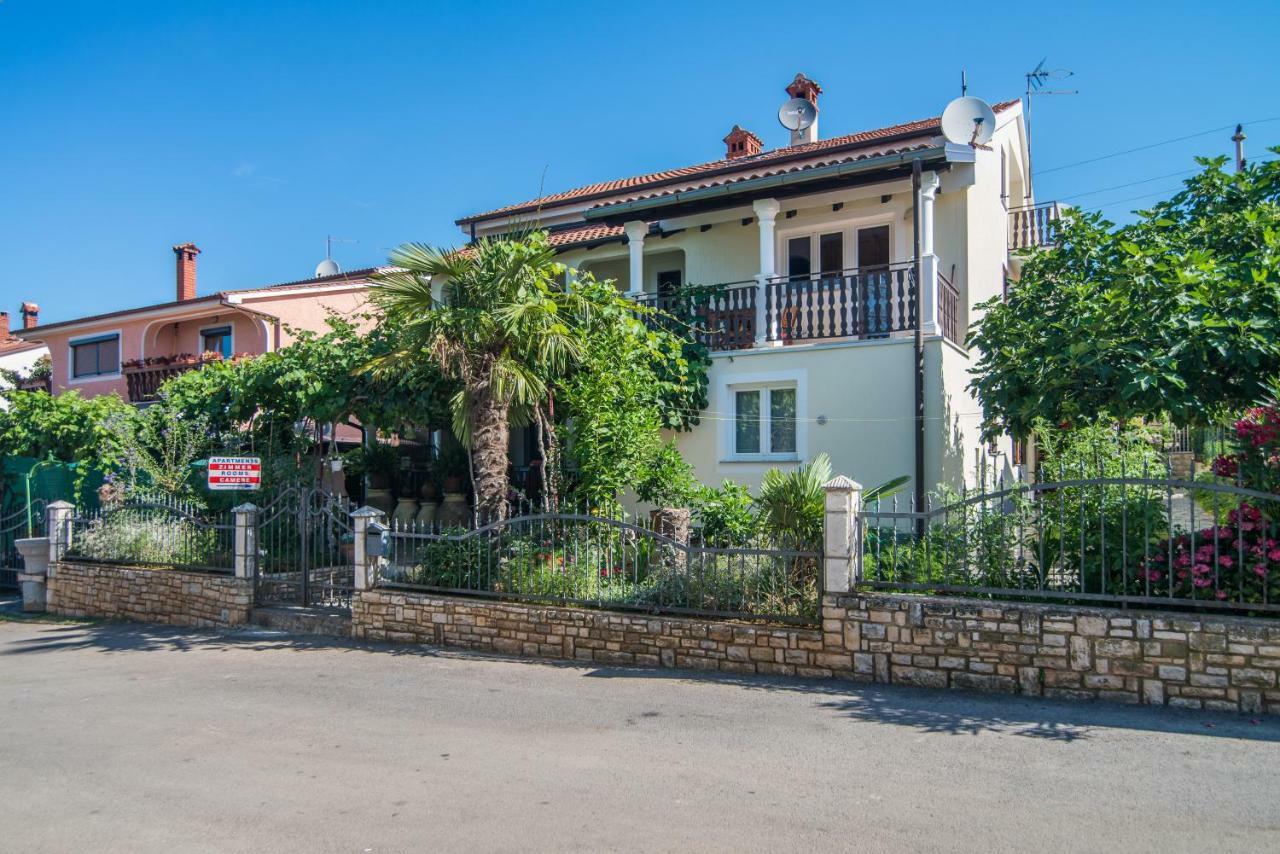 Apartmani Marina Poreč Exterior foto